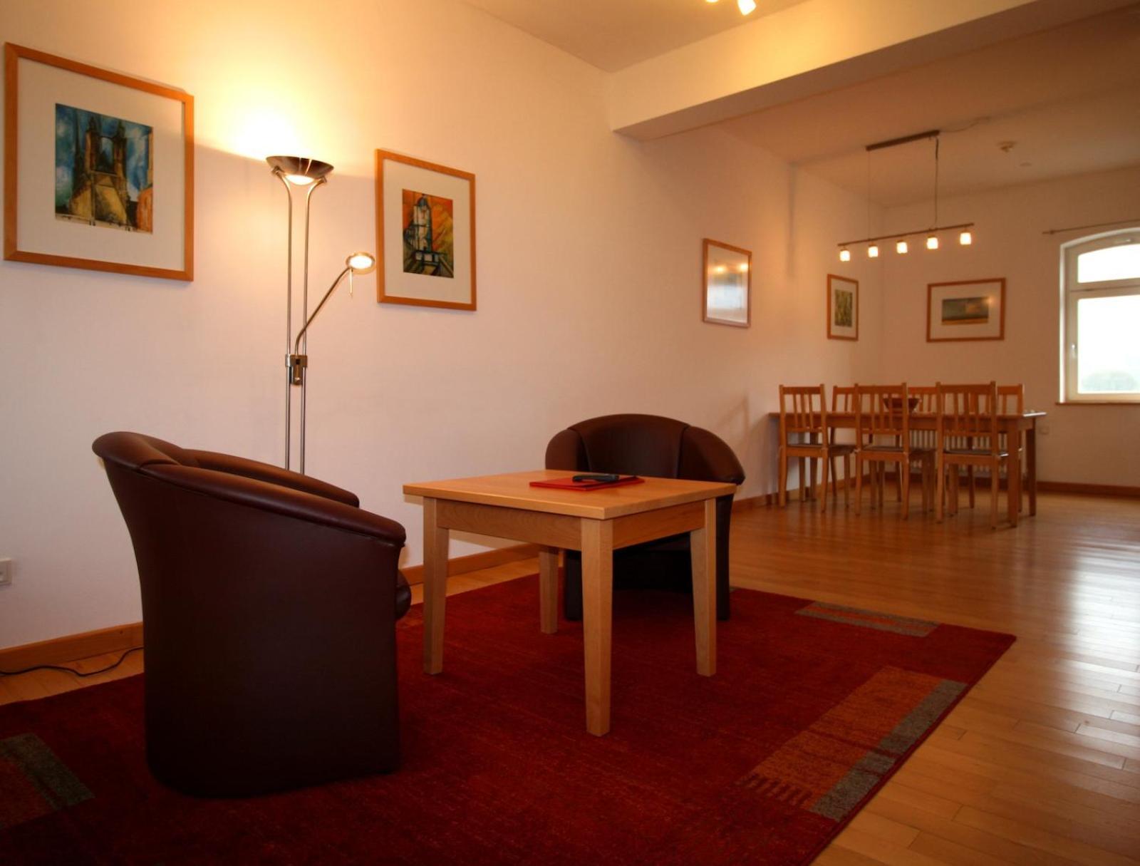 Biohotel Stiftsgut Wilhelmsglücksbrunn Creuzburg Exterior foto